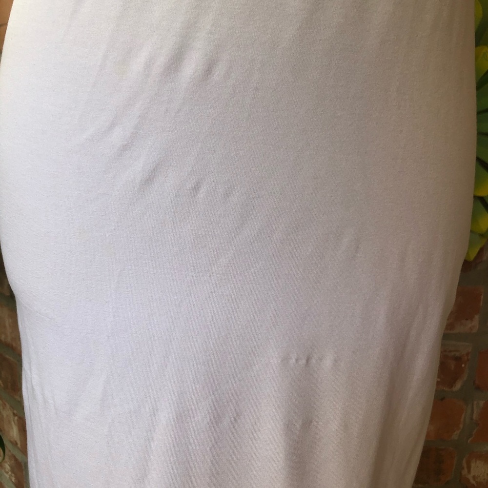 SOLD 🚨ASOS White Midi Body Con Dress - Picture 4 of 9